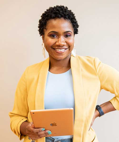 Nasrin Eslami - 3D Modeling & Rendering Graphic Designer